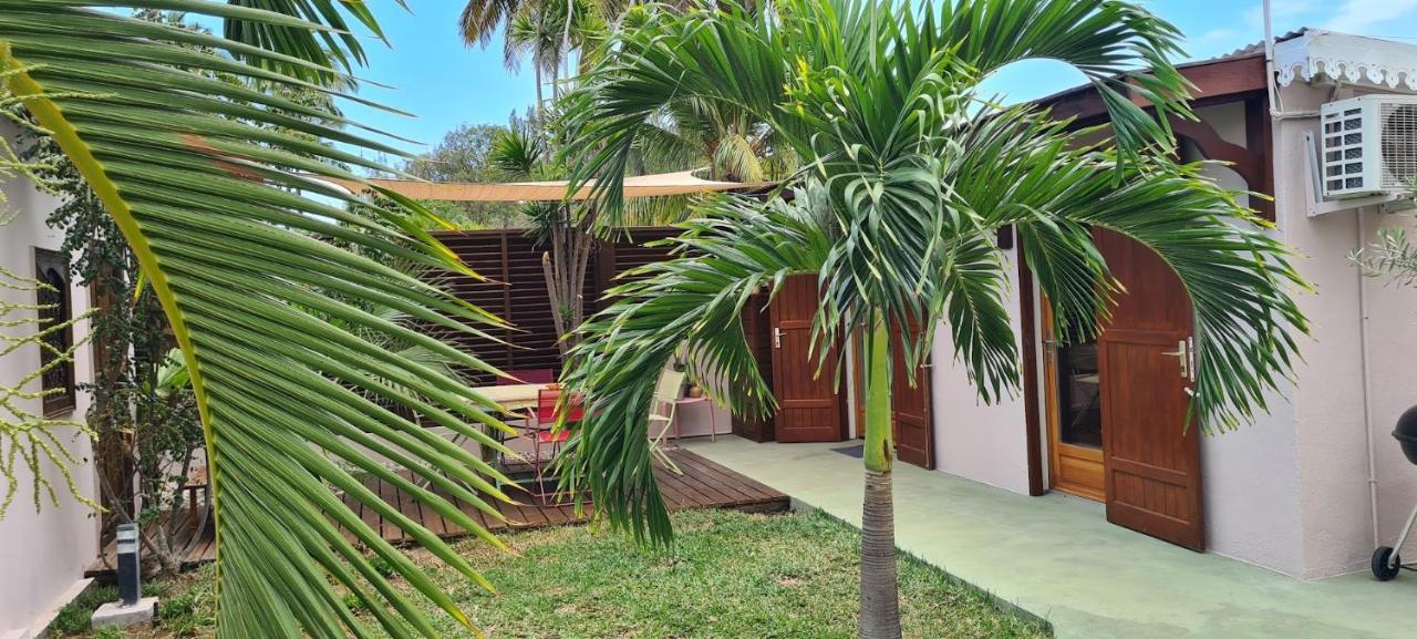 Bungalow De Charme Villa La Saline-Les-Bains Exterior foto